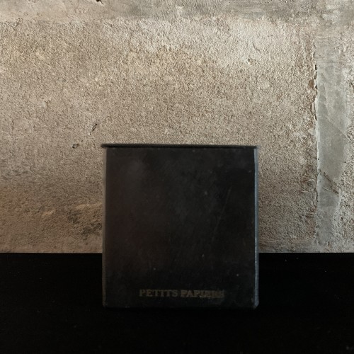 Bougie carrée PETITS PAPIERS